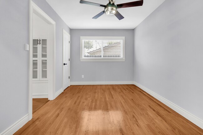 Building Photo - 14310 Ostend Dr