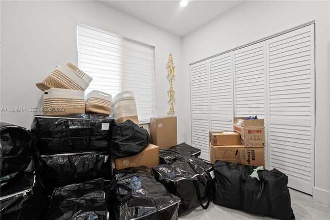 Building Photo - 3634 SW 156th Ct