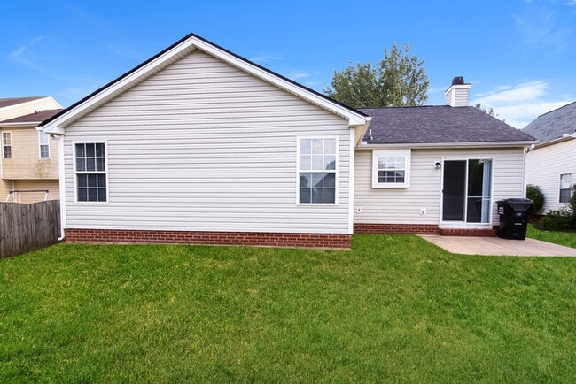Building Photo - 109 Crossview Dr