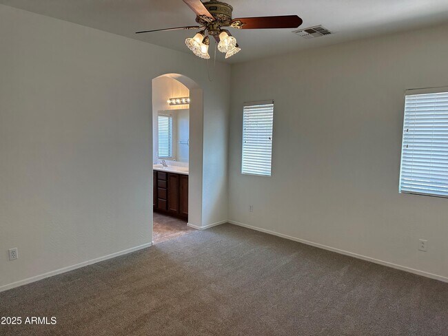 Building Photo - 1725 W Corriente Dr