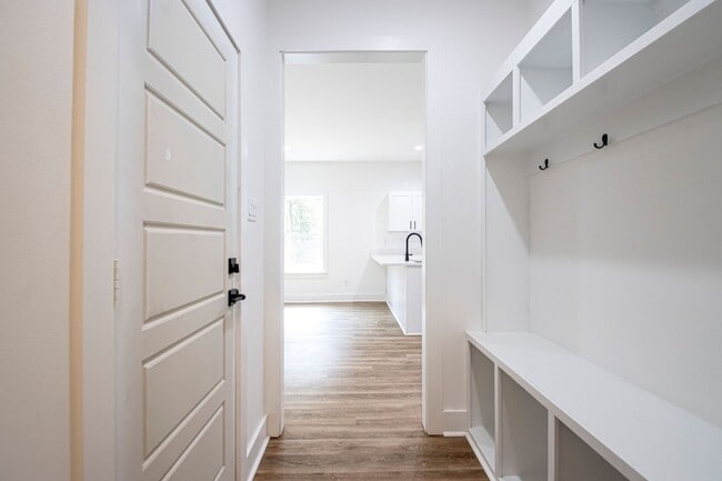 Building Photo - Move-In Ready New Construction Near Downtown & Hospitals!