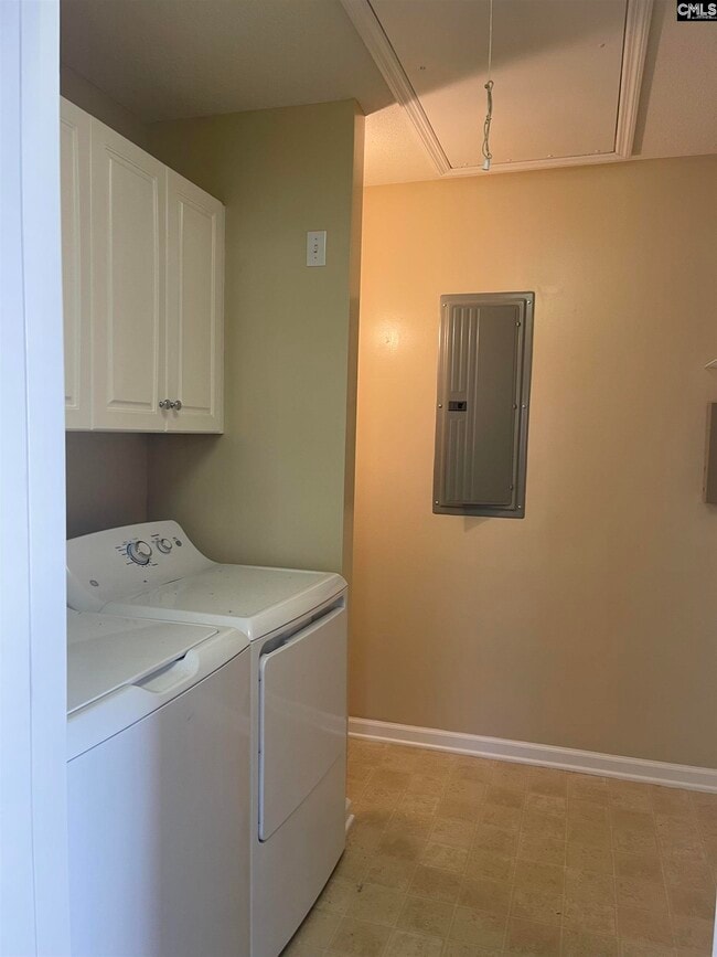 Building Photo - 2320 Mall Terrace Ct