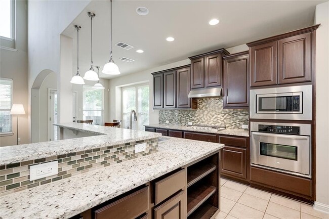 Building Photo - 4211 Oldenburg Ln