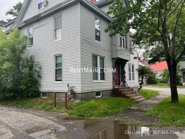 Building Photo - 32 Coombs St
