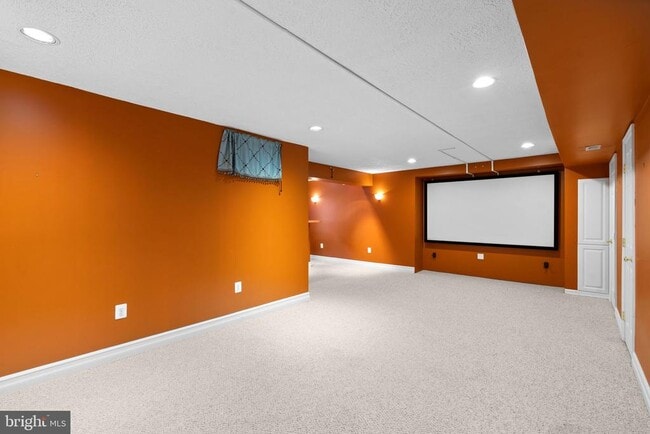 Building Photo - 103 Leeds Creek Cir