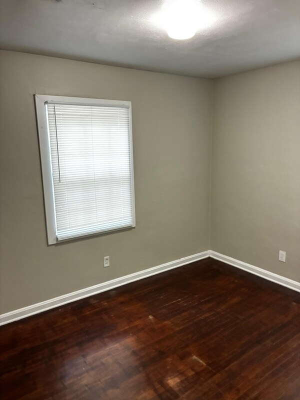 Building Photo - 3532 Crassia St