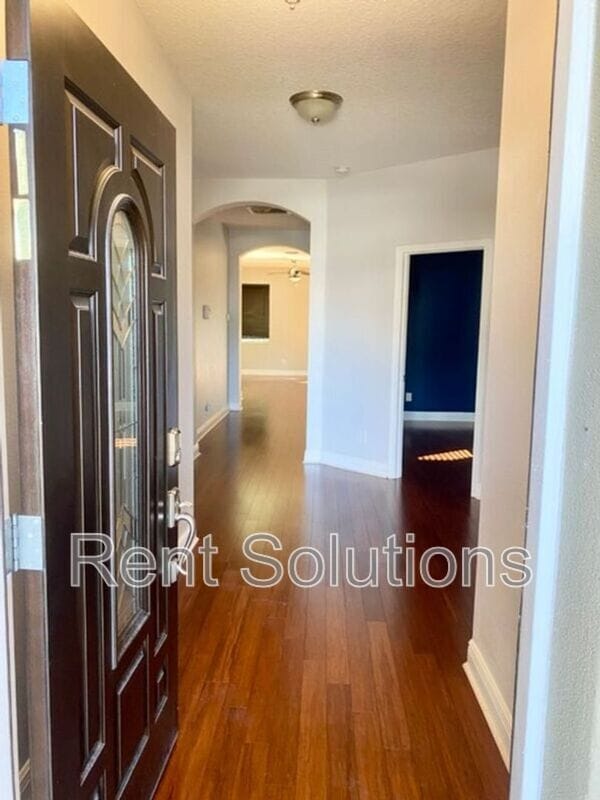 Building Photo - 7506 S West Shore Blvd