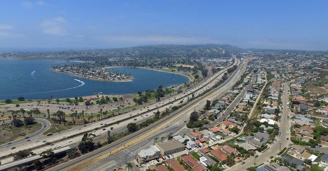 Building Photo - 3662 Moultrie Ave