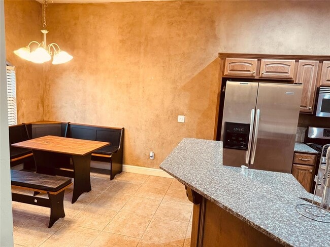 Building Photo - 601 Ellsworth Ave