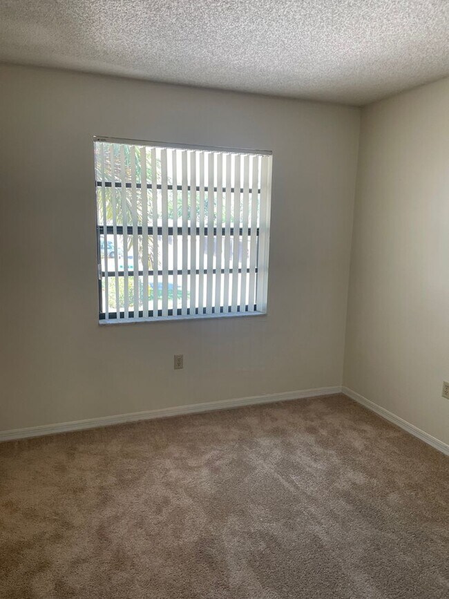 Building Photo - 2755 Patty Ln