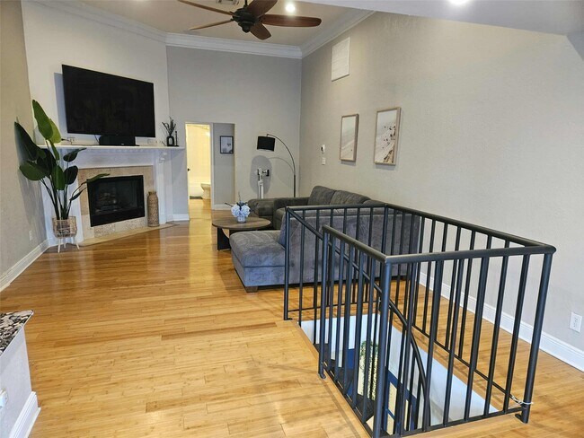 Building Photo - 812 Marlin St