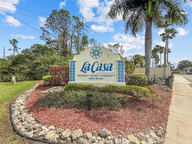 Building Photo - 611 La Jolla Cir