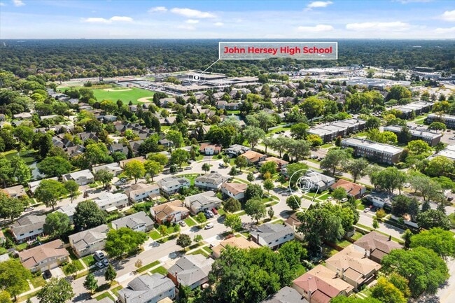 Building Photo - 1702 N Drury Ln
