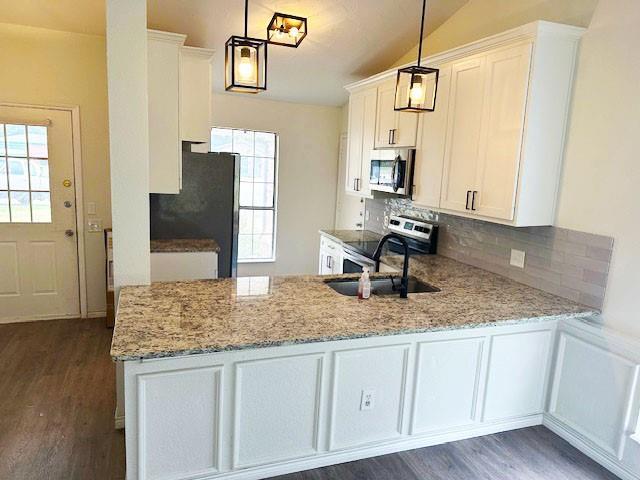 Building Photo - 7612 Honeybee Ct