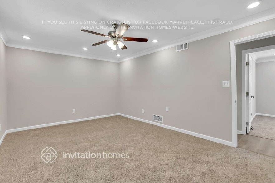 Building Photo - 3742 Saddle Ridge Dr SW