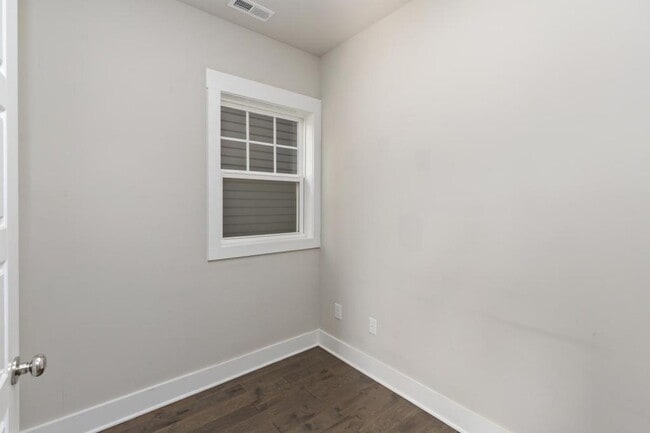 Building Photo - 1912 Split Rail Pl