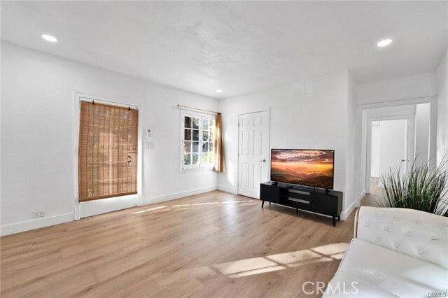 Building Photo - 726 Meridian Ave