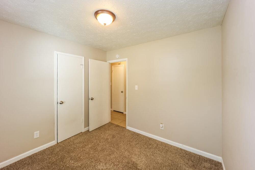 Building Photo - 266 Montego Cir