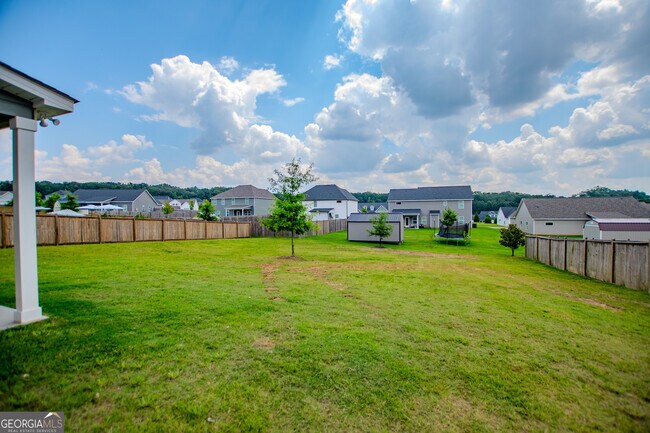 Building Photo - 132 Springwood Dr