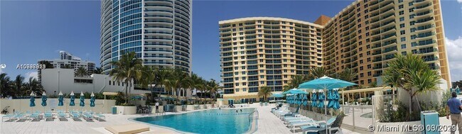 Building Photo - 2501 S Ocean Dr