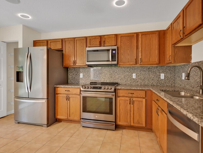 Building Photo - 6136 Sugar Loaf Ln