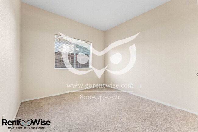 Building Photo - 406 Grenadine Way