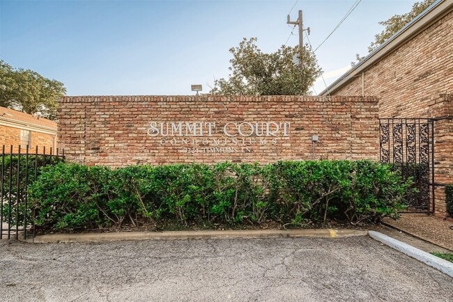 Building Photo - 3224 Timmons Ln