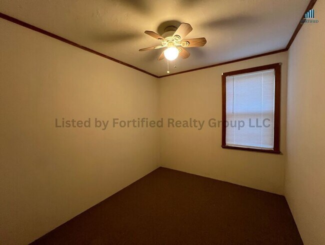 Building Photo - 254 Robeson St