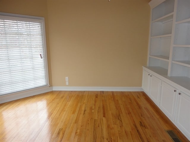 Building Photo - 6415 Wenham Ct