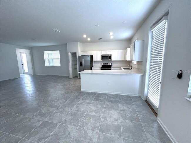 Building Photo - 398 Bogey Dr