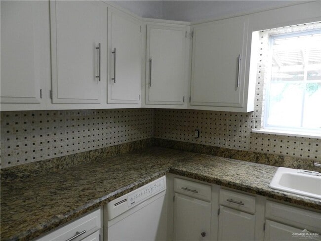 Building Photo - 23 E Samano St