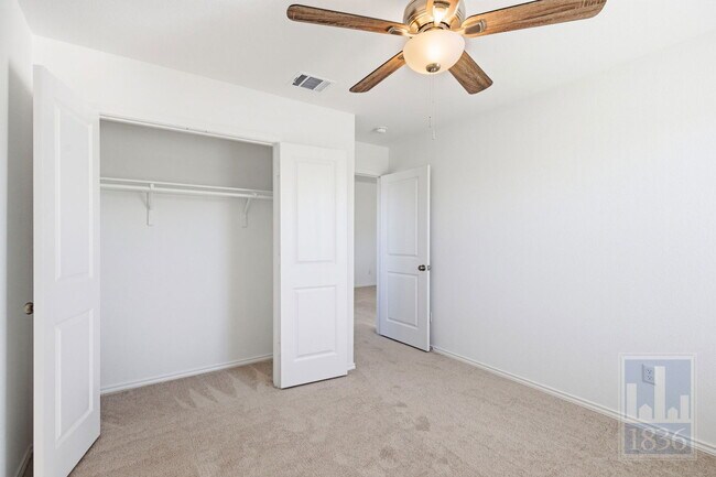 Building Photo - 106 Arbordale St