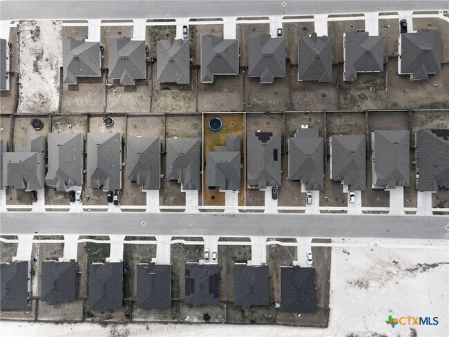 Building Photo - 445 Appalachian Trl