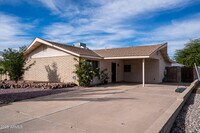 Building Photo - 3844 W Lupine Ave