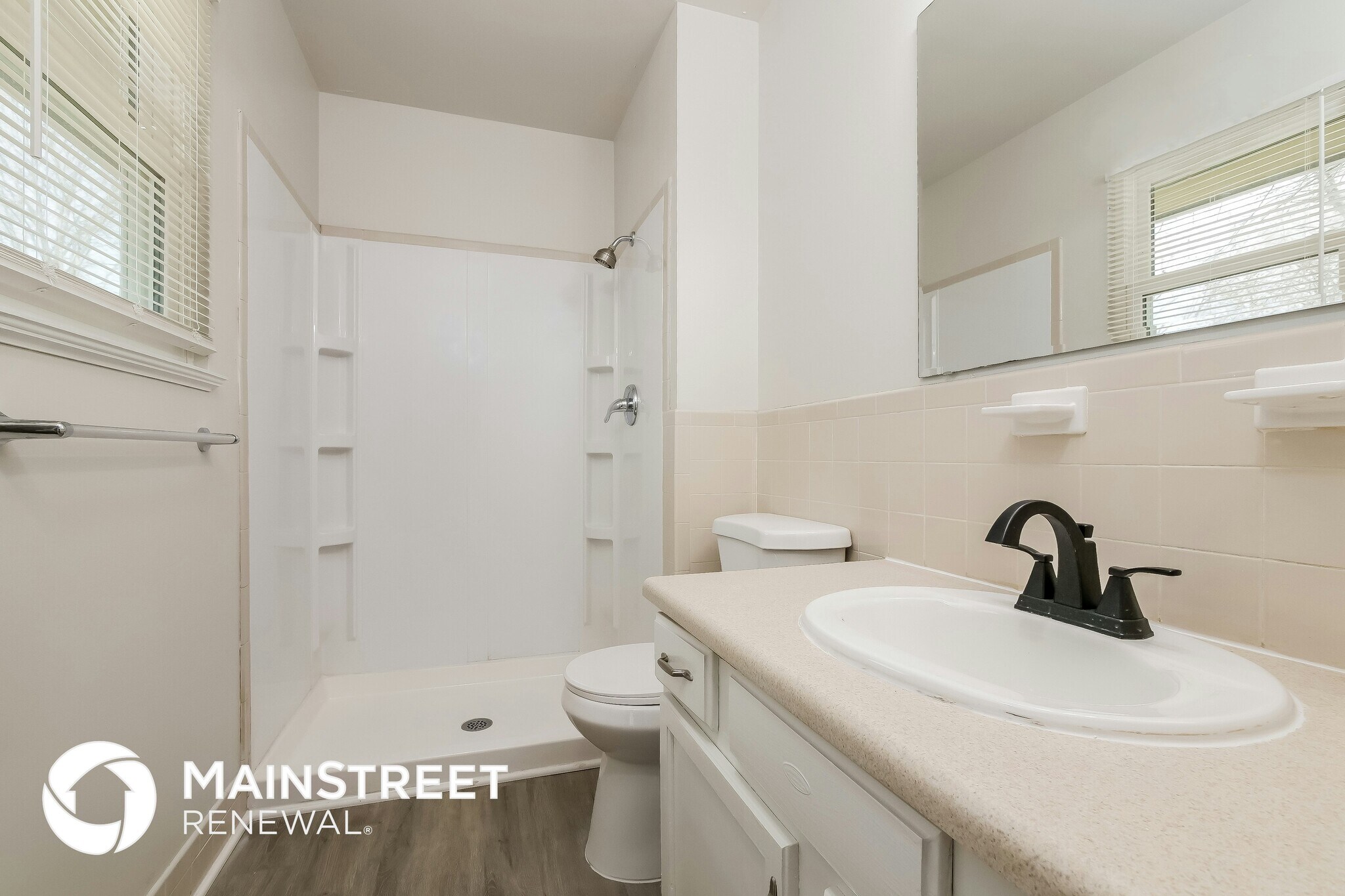 Building Photo - 1404 N Aztec Ave