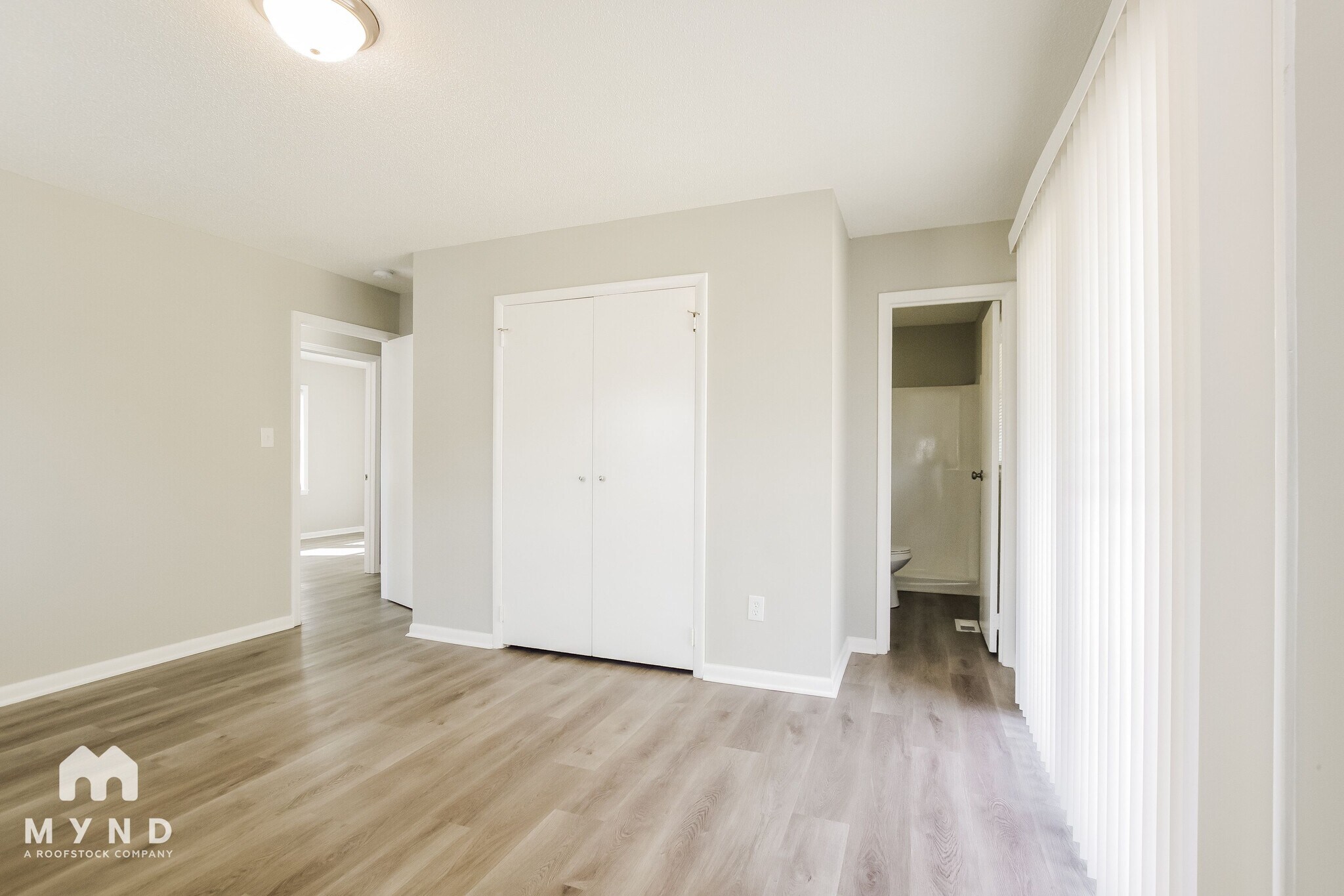 Building Photo - 1418 Gaston Way