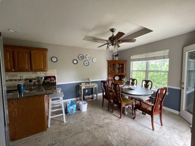 Building Photo - PRE-LEASING - Fully Furnished 6mo Short Term Rental in Ozark