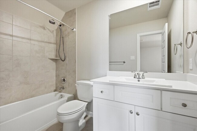 Building Photo - 3916 Ford Dr