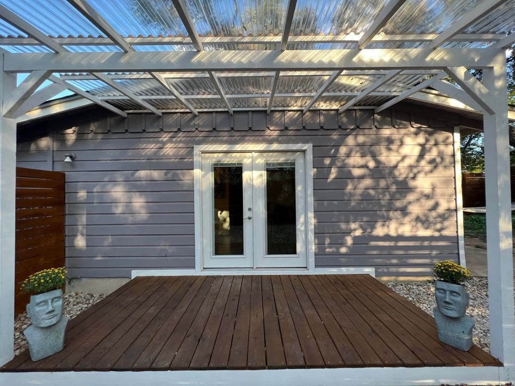 Building Photo - 211 Lessin Ln