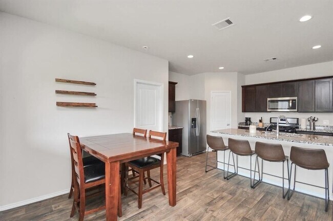 Building Photo - 1602 Brownwood Ridge Ct