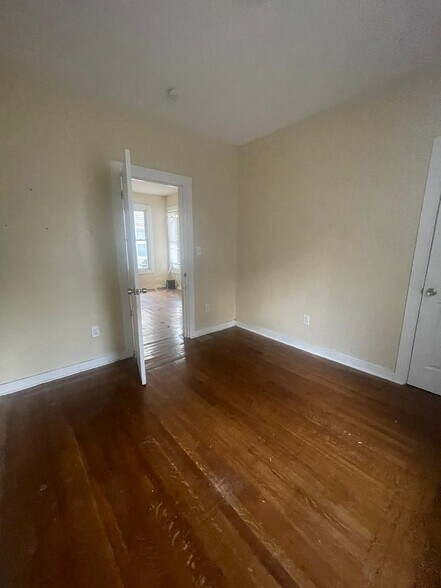 Building Photo - 268 Winthrop Ave