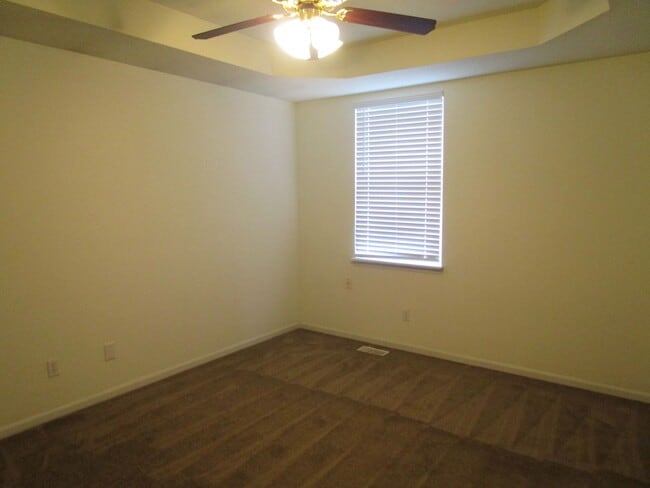 Building Photo - 5013-5015 Carrie Ridge Dr.