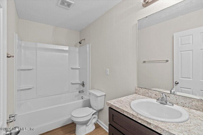 Building Photo - 8206 Halls Hammock Ct