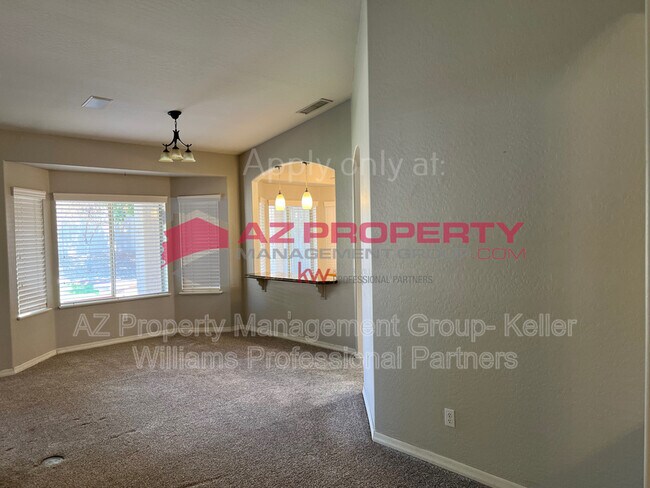 Building Photo - 5822 W Charter Oak Rd