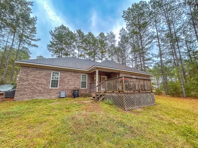 Building Photo - 101 Sweet Briar Trail