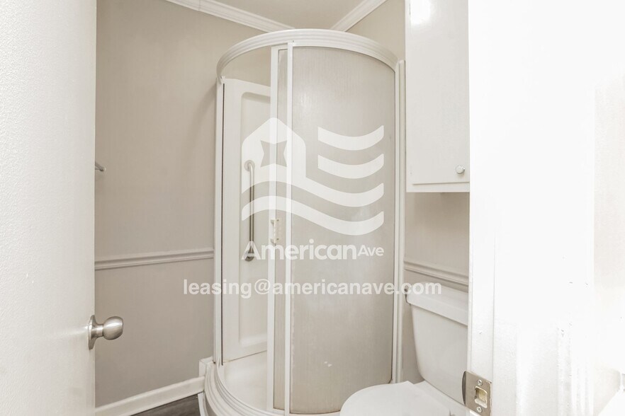 Building Photo - 42 Fox Glen Cir