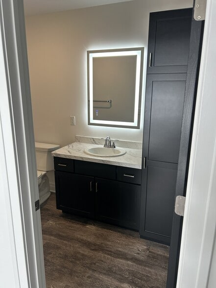 Building Photo - 4256 Greenfield Pkwy