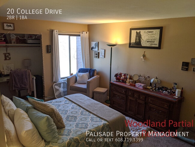 Building Photo - 20 N College Dr