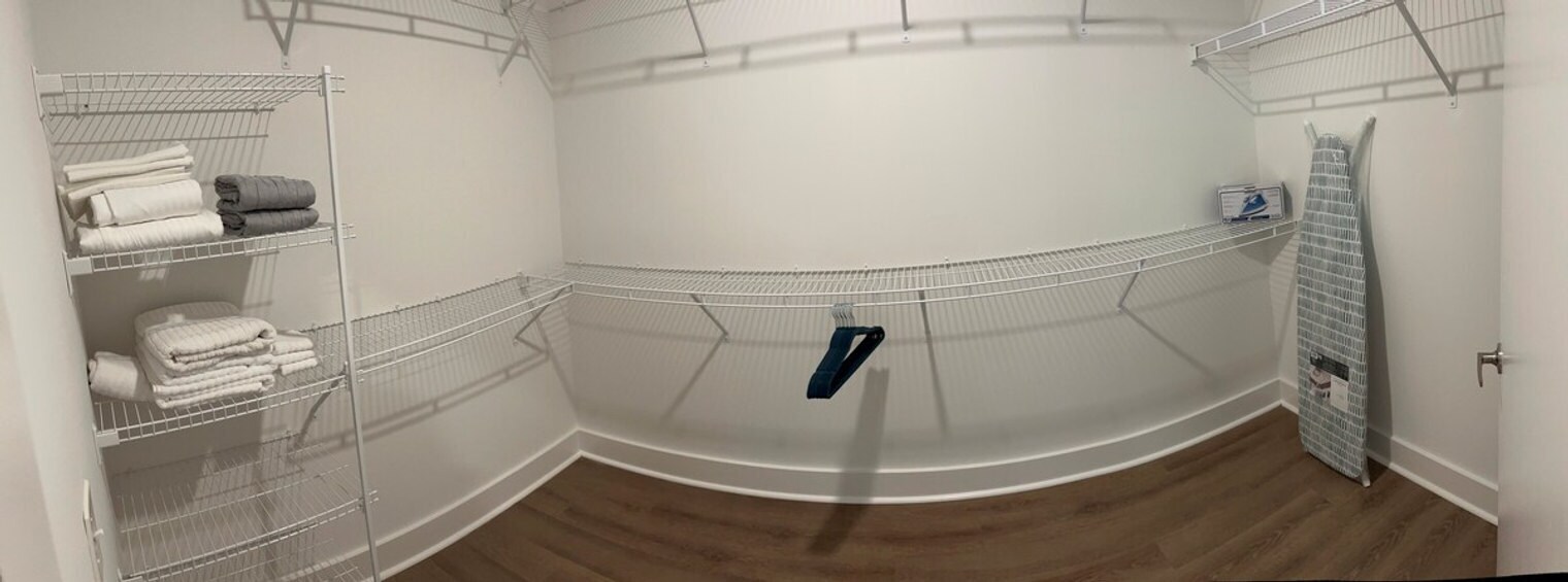 Building Photo - 853 Saddle Ridge Rd