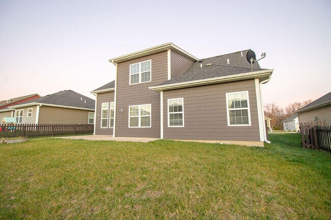 Building Photo - 7407 Pemberton Dr
